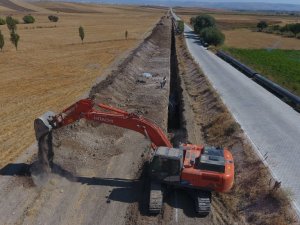 Koçhisar isale hattına 34 bin 165 metre boru döşenerek yüzde 64’ü tamamlandı