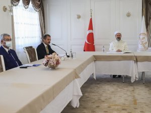 Diyanet İşleri Başkanı Erbaş: “Yeryüzündeki 1.5 milyar Müslüman’ın gözü, kulağı ve ümitleri bizdedir”