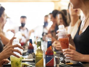 Organik içecek serisi, Bozcaada Caz Festivali’nde sanatseverle buluştu