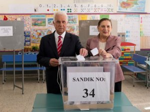 KKTC’nin eski Cumhurbaşkanı Eroğlu yoğun bakıma alındı