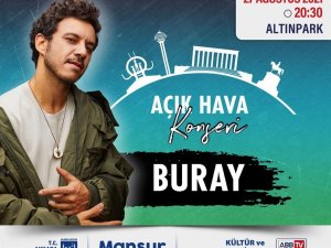 Ankara Büyükşehir Belediyesinin açık hava konserlerinde yıldızlar geçidi