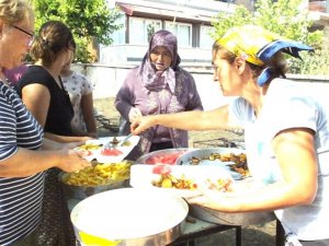 Balıkesir’de imeceyle düğün yemeği