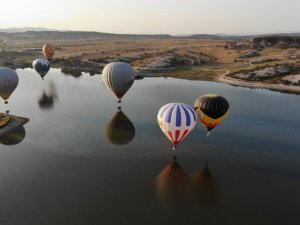Şanlı zaferin coşkusu gökyüzünde yaşanmaya başladı