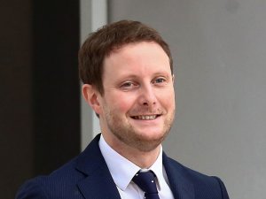 Fransa, Afganistan’dan tahliye operasyonlarını Perşembe günü sonlandırabilir