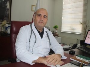 Doç. Dr. Altıntop: "Sağlık çalışanlarında aşıdan sonra ölümle sonuçlanmış vaka yok"