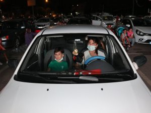 Arabada sinema keyfine yoğun ilgi