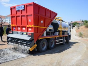 Belediye, Kombi Asfalt Serim Aracı ile şehirde asfaltı olmayan sokak bırakmayacak