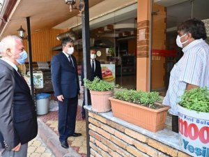 Vali bu sözlerle uyardı: "Aşı olmayanlar yoğun bakımda pişmanlıklarını dile getiriyor ama geç kalınmış oluyor"