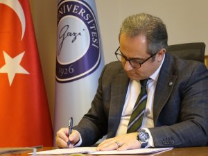 Bilim Kurulu Üyesi İlhan: “İnşallah güz döneminde biz de öğrencilerimize kavuşacağız ve kampüslerimiz yine öğrencilerimizin sesleri ile şenlenecek”