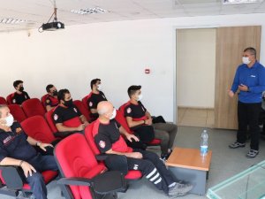 Safranbolu İtfaiyesi’nde eğitimler sürüyor