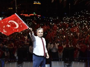 Zafer Bayramı’nda Muratpaşa’da Pinhani konseri