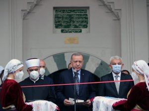 Cumhurbaşkanı Erdoğan cuma namazını Bosna Hersek’te kıldı