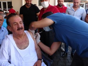 Aşı oranı en düşük ilçelerden Hasköy’de belediye başkanından “aşı” seferberliği