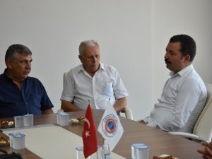 MHP’den Gönen’e ziyaret