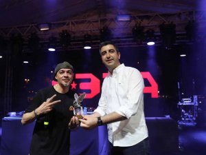 Kartal’da Zafer Haftası kutlamaları ‘Ceza’ konseri ile başladı