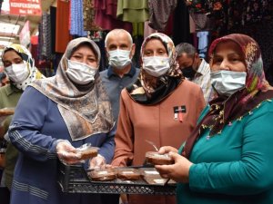 AK Parti, aşure geleneğini sürdürdü