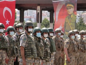 Bakan Akar: “TSK, Afganistan’da üstlendiği görev ve ortaya koyduğu başarısıyla NATO ve uluslararası alanda herkesin sevgi ve övgüsünü kazanmıştır”