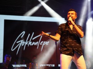 Ünlü şarkıcı Gökhan Tepe Kocaeli’yi salladı