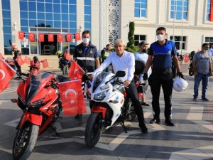 Battalgazi’de motosiklet kortejli zafer bayramı kutlaması