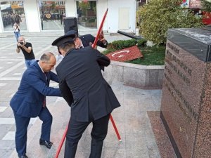 Devrek’te 30 ağustos zafer bayramı sade bir törenle kutlandı