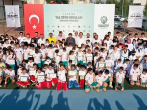 Karatay Yaz Spor Okulları’nın kapanış programı gerçekleştirildi