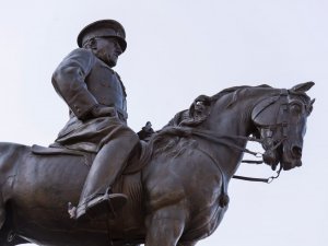 Ulus Atatürk Anıtı restore edildi