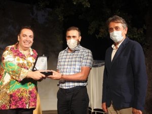 Hayat Kime Güzel, Burhaniye’de sahnelendi