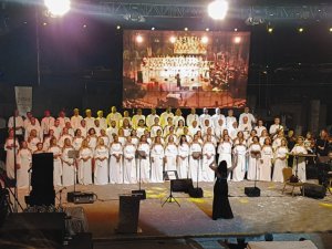 İş’ten Sesler Korosu, Bodrum için sahnede