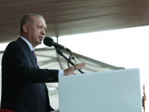 Cumhurbaşkanı Erdoğan: “Genç teğmenlerimizle beraber yarınlara yürüyoruz”