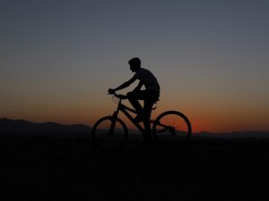 Ağrı’da kızıla boyanan gökyüzü büyüledi