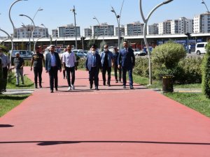 Bağlar Belediyesi yürüyüş yolunu tamamladı