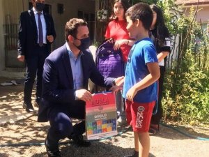 Muğla’da afetzede öğrencilere kırtasiye yardımı yapıldı