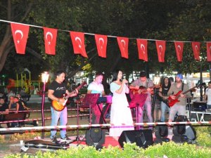 Sanat Sokağı’nda 30 Ağustos coşkusu yaşandı