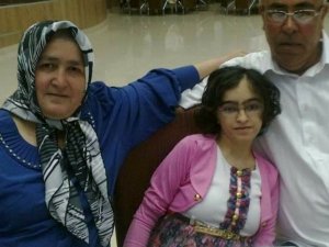 Anne kız korona virüse yenik düştü