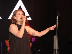 Zehra, Bodrum kalesinde fırtına gibi esti