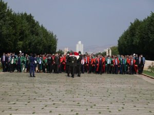 Yargıtay adli yılın ilk gününde Anıtkabir’e ziyaret gerçekleştirdi