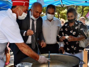 Söke Belediyesi’nden aşure hayrı