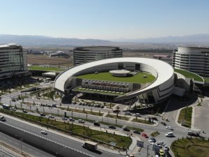 Erzurum Şehir Hastanesi 1.5 yılda 1 milyon 250 bin hastaya hizmet verdi