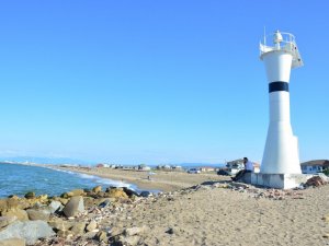 Birçok bölgede balıkçılar törenle uğurlanırken onlar ağlarını sessiz attı