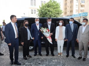 TBMM Plan ve Bütçe Komisyonu Başkanı Yılmaz’dan Beyazgül’e ziyaret