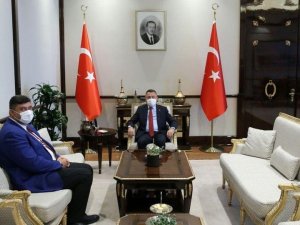 Cumhurbaşkanı Yardımcısı Oktay ve Başkan Oğuz, Kahramankazan’ı konuştu