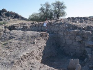 Kalehisar’da yapılar gün yüzüne çıkarılıyor
