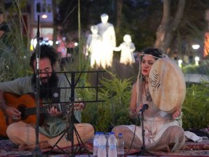 Sokak sanatçısı Pako Dağan, Bilecik’te mest etti