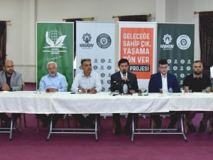 Konya’da ““Bağımlılıkla Mücadelede Basının Rolü” adlı söyleşi düzenlendi