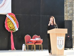 Turizm ve sağlıkçılara mezuniyet töreni