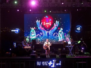 Kalben Bursalılara müzik ziyafeti sundu