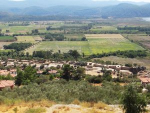 10 ayda kale surları ortaya çıktı