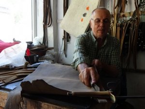 Çanakkale’nin tek ve son saraçı Ruşen Şahin: “Artık bu meslek bitti, çırak yetişmiyor”