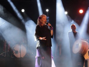 Kadın Festivali’nde finali Suzan Kardeş yaptı