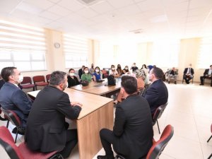 Yeni eğitim öğretim yılında Pursaklar Belediyesinden ‘Kitaplar Devletten Kırtasiyeler Belediyeden’ kampanyası